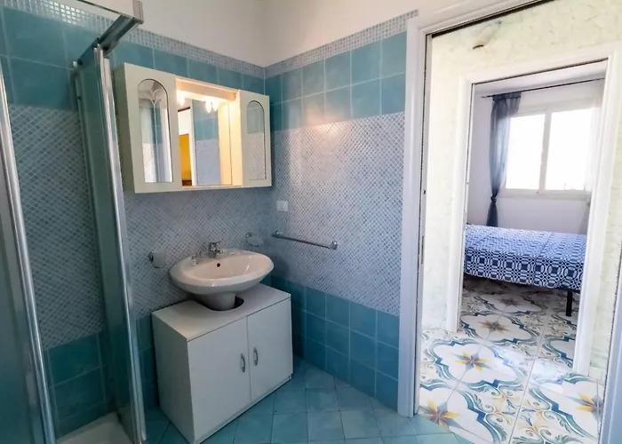 Front Sea Apartment *